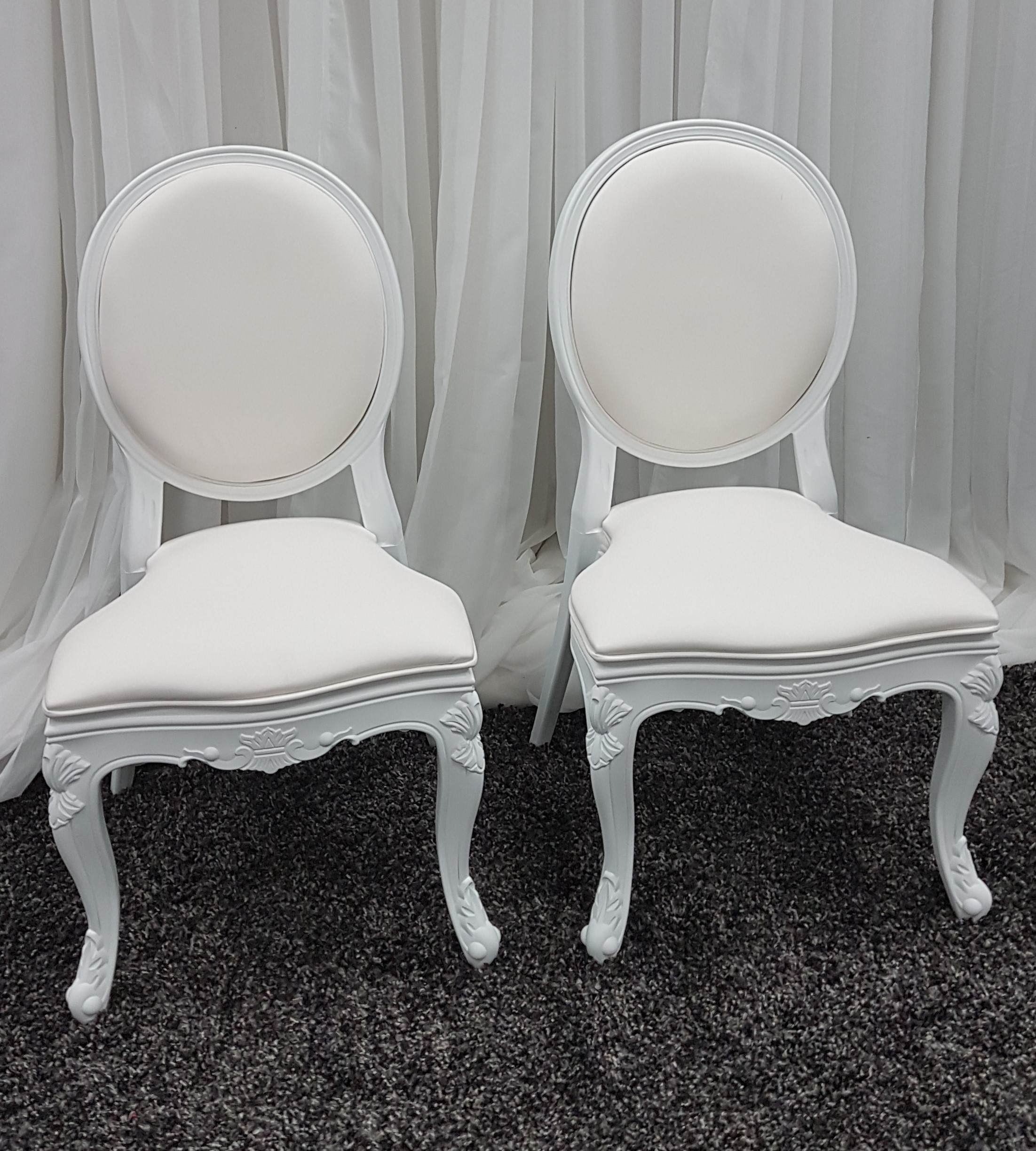 KING LOUIS CHAIR with WHITE SEAT (Indoor use only)