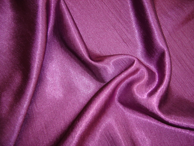 132" ROUND - MAJESTIC AUBERGINE