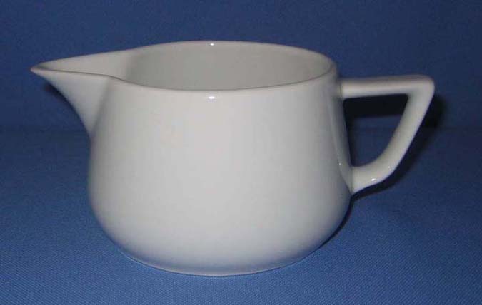 MINI GRAVY SERVER 8 oz ( Gravy Sauce or Salad Dressing)