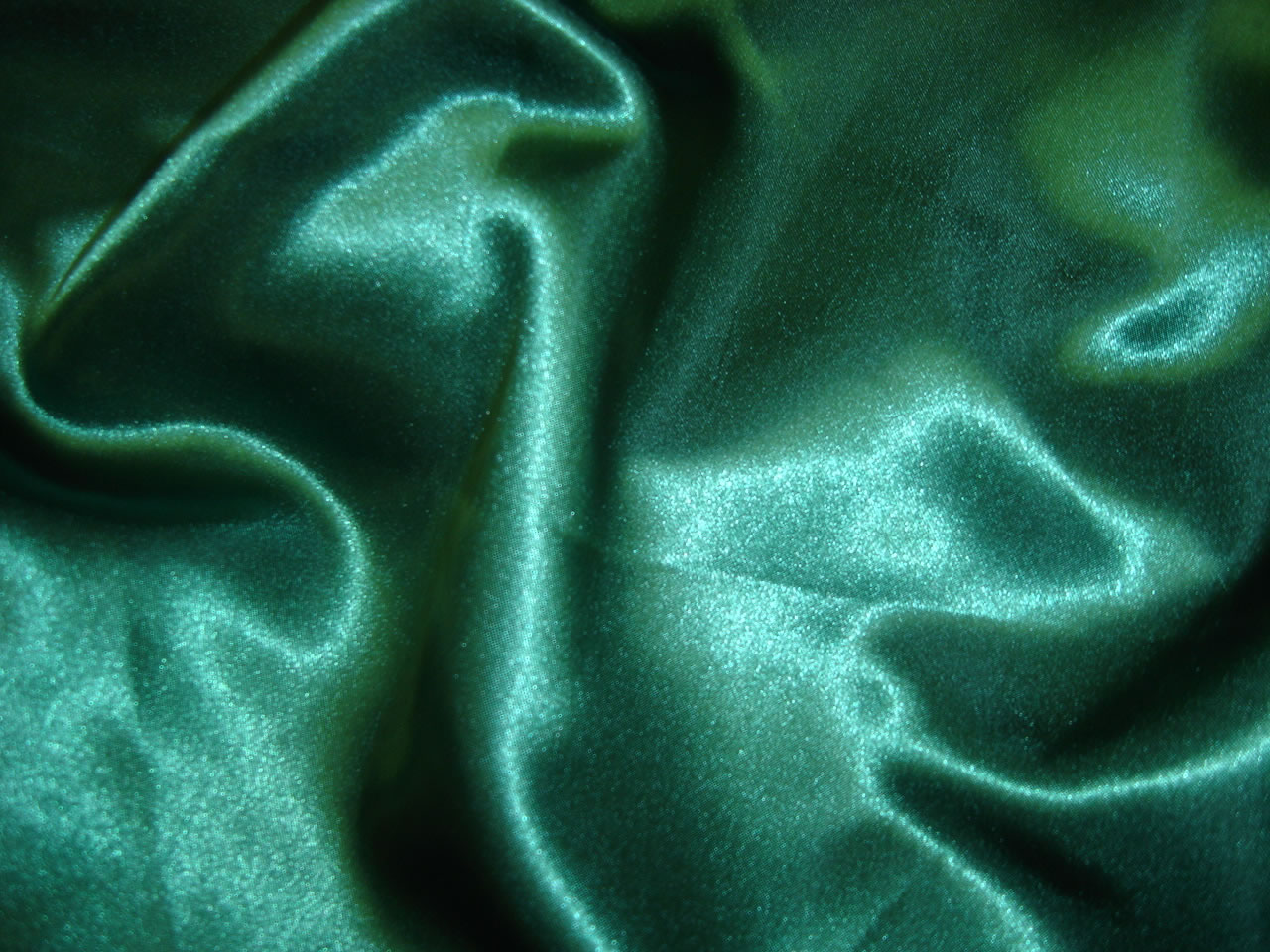 NAPKIN - HUNTER GREEN SATIN