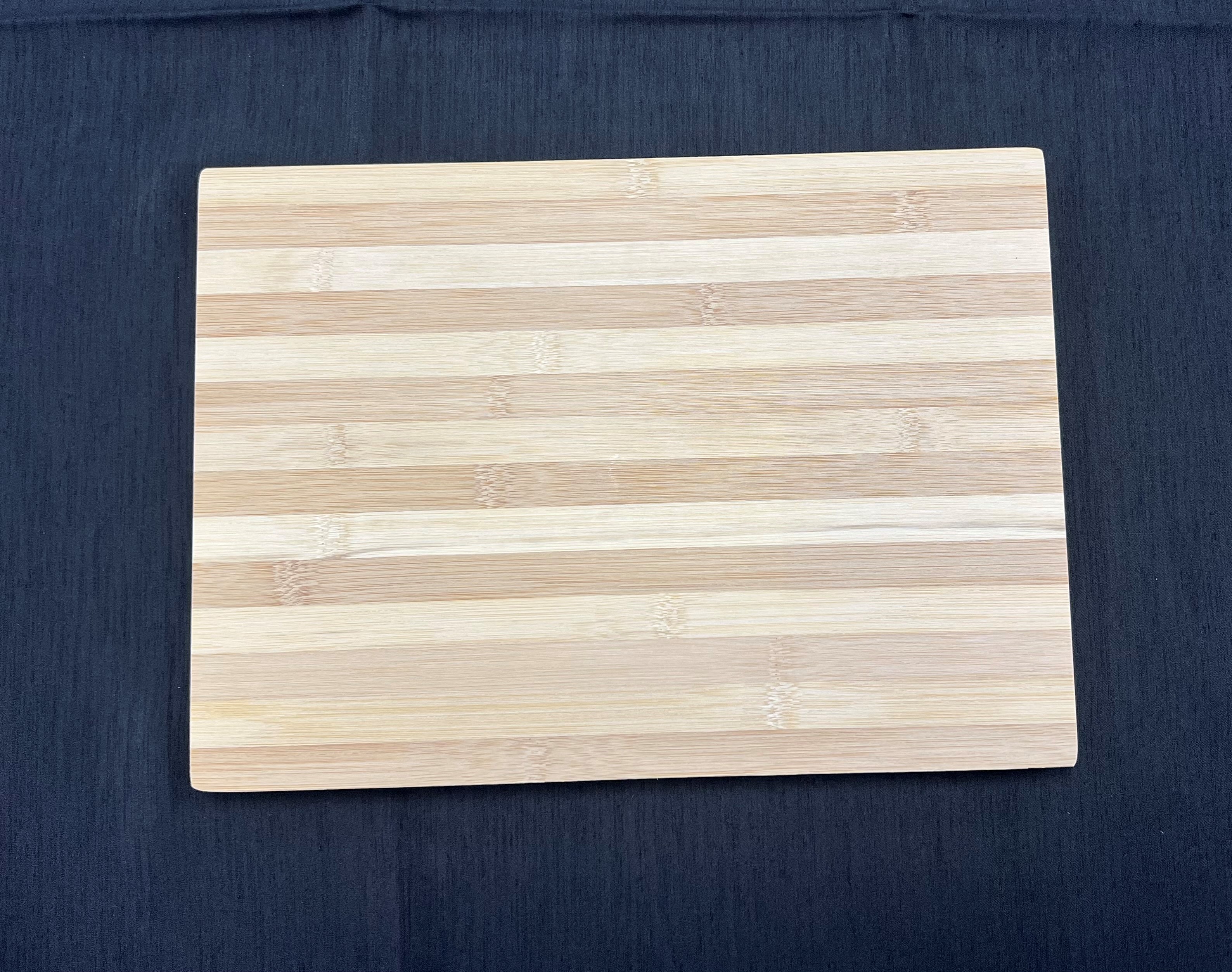 SMALL BAMBOO CUTTING BOARD 14" X 10"