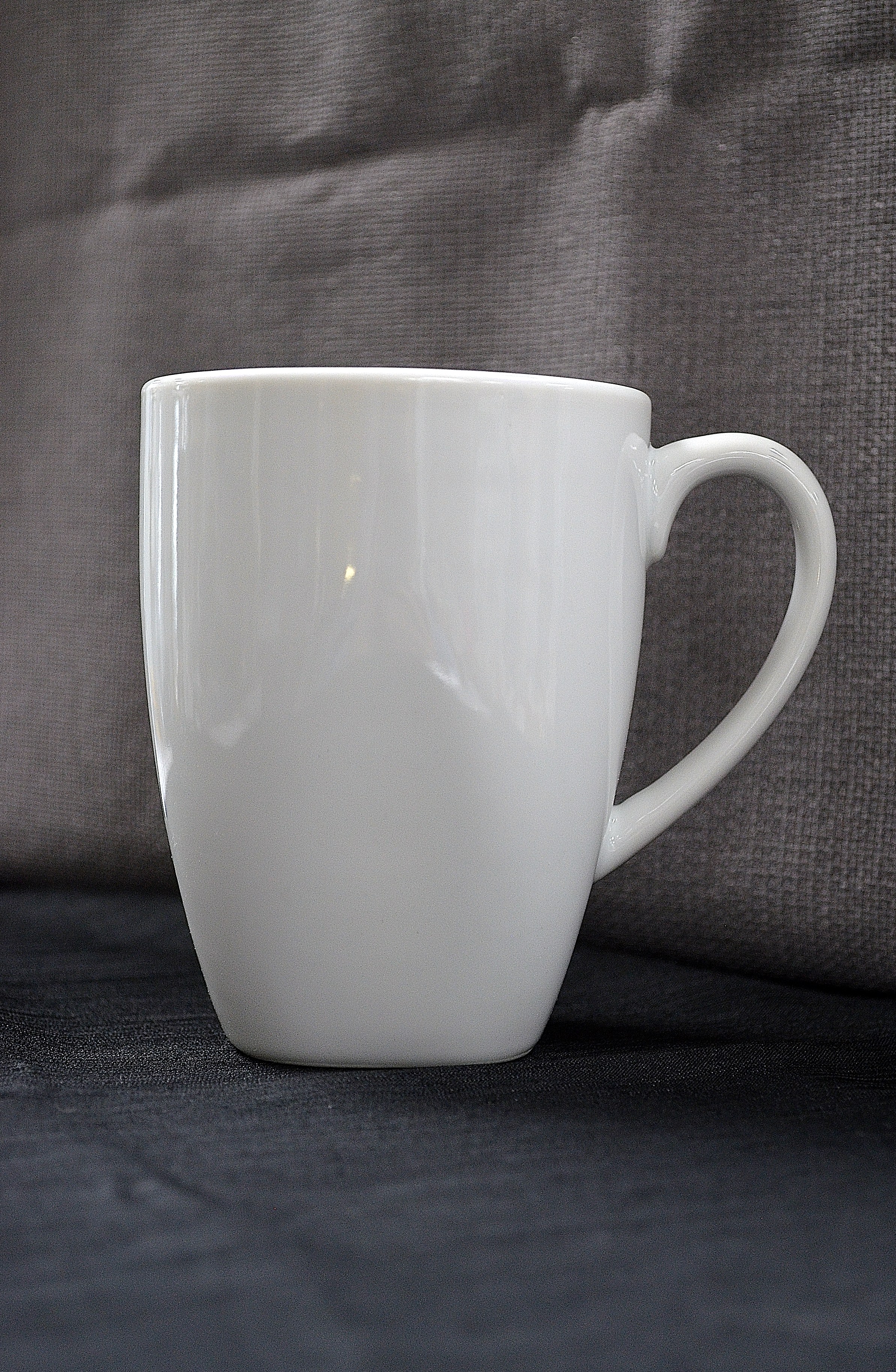 MUG 11 oz SQUAREBASE WHITE